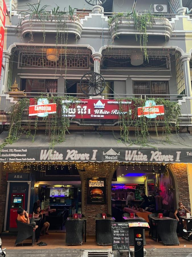 White River Guesthouse พนมเปญ ภายนอก รูปภาพ