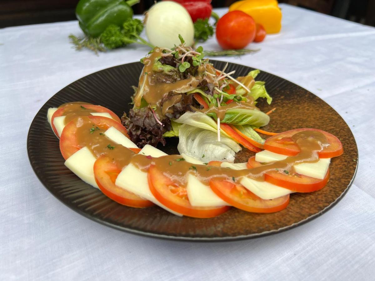 White River Guesthouse พนมเปญ ภายนอก รูปภาพ